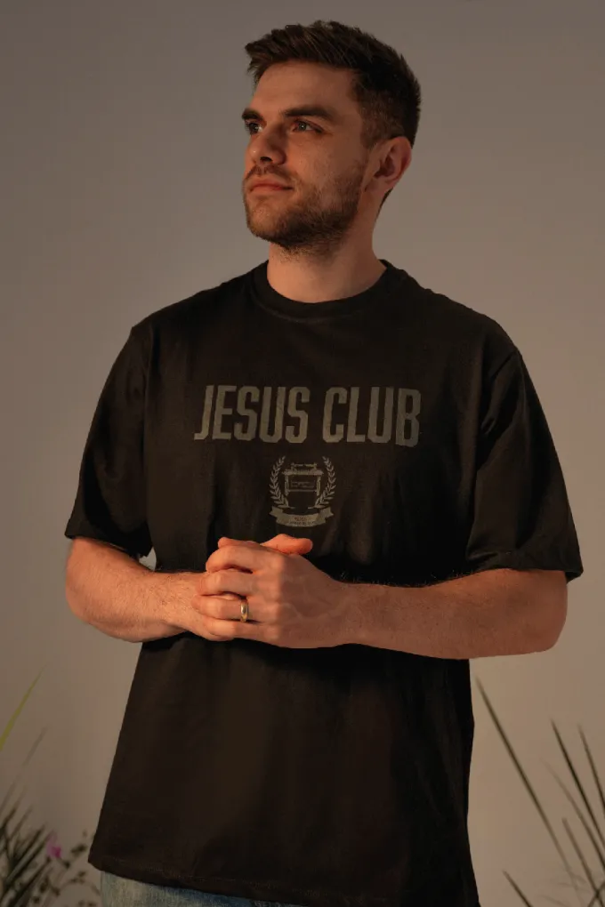 Camiseta Relaxed Fit Jesus Club Arca da Aliança Preta